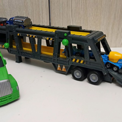 Matchbox Speedway Transport Truck μεταχειρισμένη νταλίκα με σετ οχημάτων