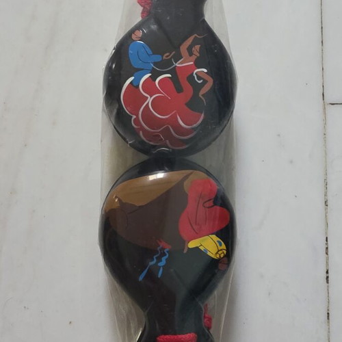 Vintage decorative maracas castanets flamenco set like new