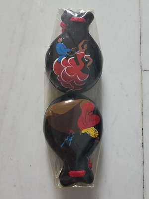 Vintage decorative maracas castanets flamenco set like new