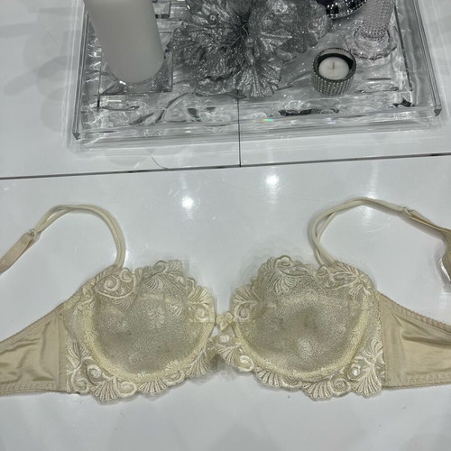 Luna bra 38C yellow like new