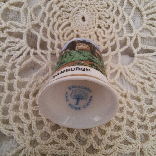Bamburgh Porcelain Thimble like new