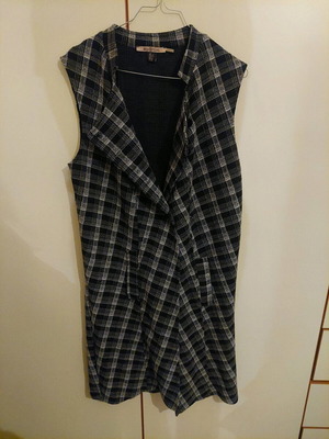 Attrattivo μακρύ γιλέκο σαν καινούργιο, μαύρο και γκρι, μέγεθος L