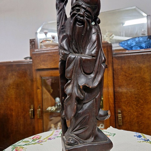 Very old Chinese wood carving like new, height 43 cm