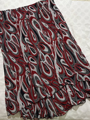 Vintage midi skirt like new, size XXL, multicolor