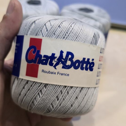 Vintage Chat Botté Fil d Ecosse knitting yarn set of 3 new