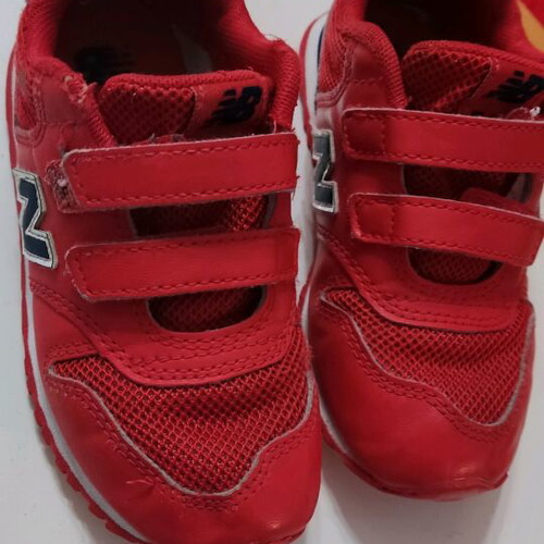 New Balance 500 kids shoes used, size 26, red