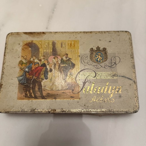 Paladijn Petitos metal box used for 10 cigars, Amarillo tobacco