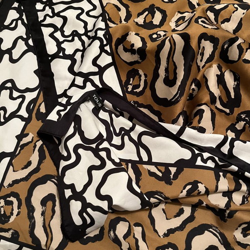 Tous scarf like new, black and brown