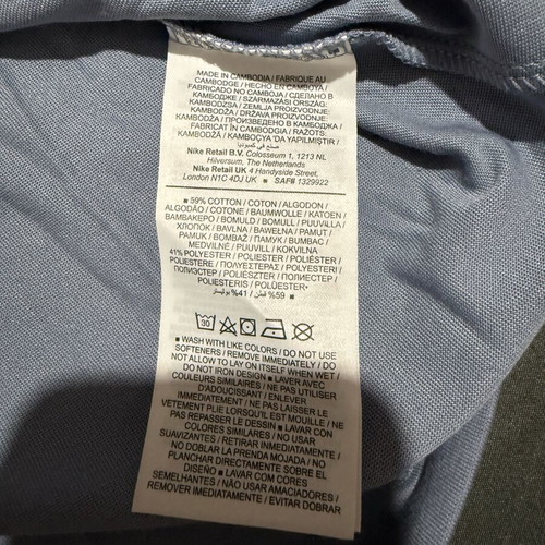 Nike T-shirt new size medium with tags