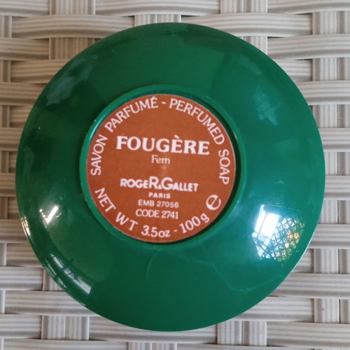 Vintage Roger & Gallet Fougere box with soap 100gr