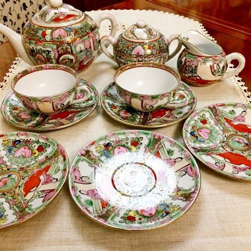 Chinese tea set 乾隆年制 from the 70s