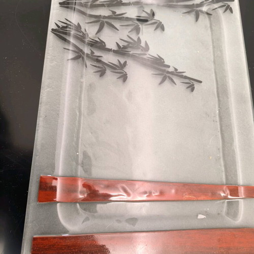 Glass serving tray like new