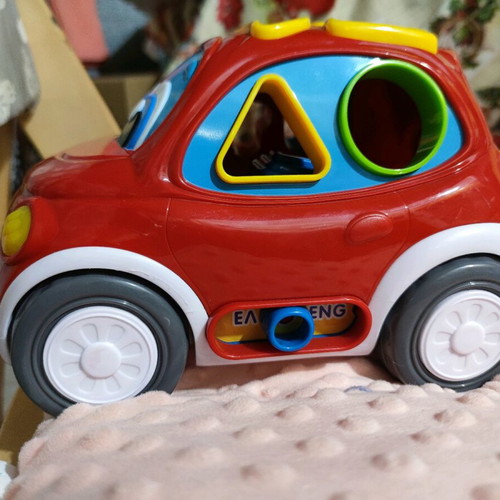 Makis the car Clementoni like new, speaks Greek and English