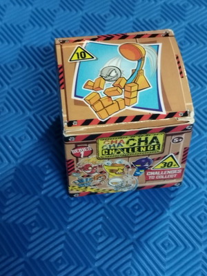 Cha cha cha challenge catapult like new