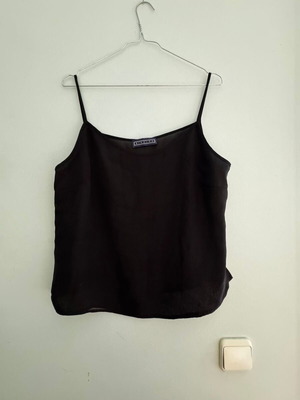 Chiffon crop top, black