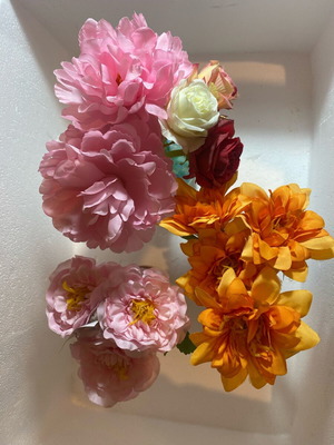 Artificial flowers new, pack of 30 decorative pieces