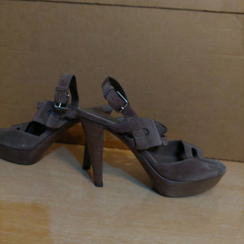Autry sandals like new, size 37