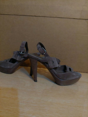 Autry sandals like new, size 37