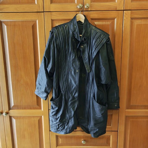 Γυναικείο δερμάτινο μπουφάν vintage 80's medium μεταχειρισμένο, μαύρο