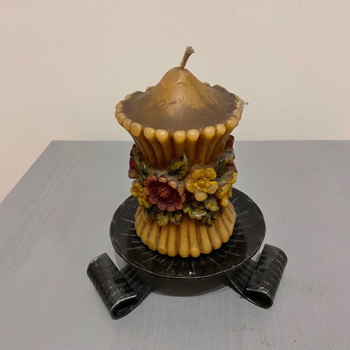 Decorative candle with iron holder new, 13 x 8 cm