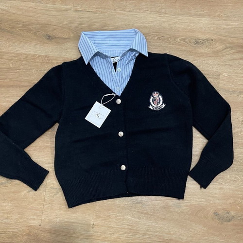Sweater brand new, one size, black