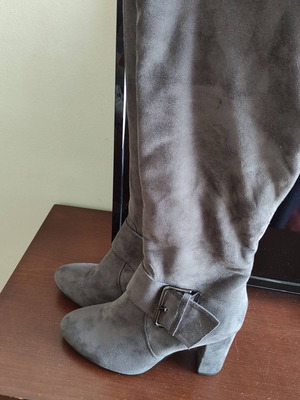 Boots gray size 38 like new