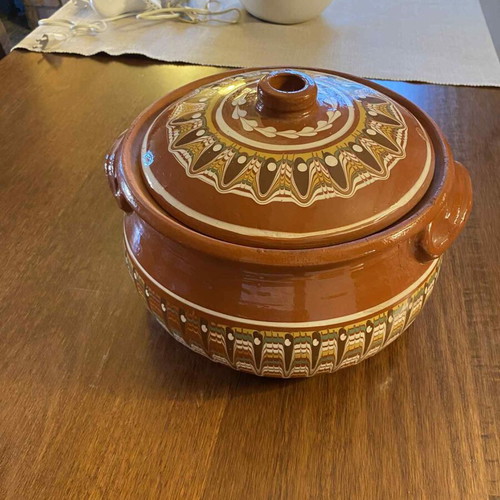 Ceramic fireproof pot 8 liters handmade like new