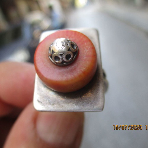 Silver ring with coral Bamboo, like new, adjustable size