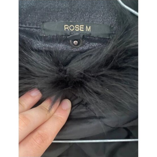 Short black reversible jacket with faux fur cuffs