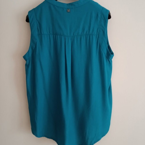 Attrattivo sleeveless blouse turquoise size S like new