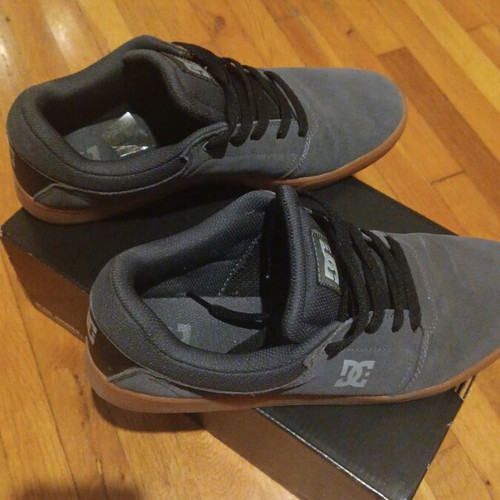 DC Crisis men's sneakers grey like new, size 45