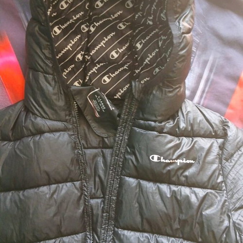 Champion jacket used, black with hood, size X-Large 13-14 years