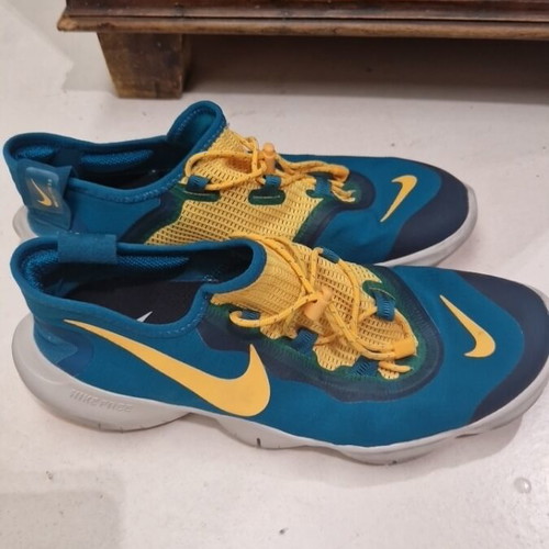 Nike Free shoes like new, green and yellow, size 42