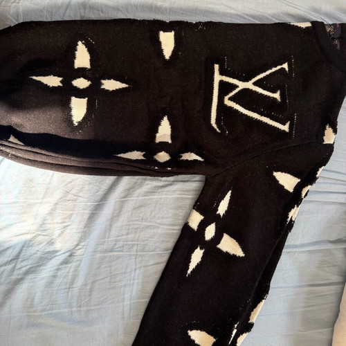 Amiri sweater new, size M