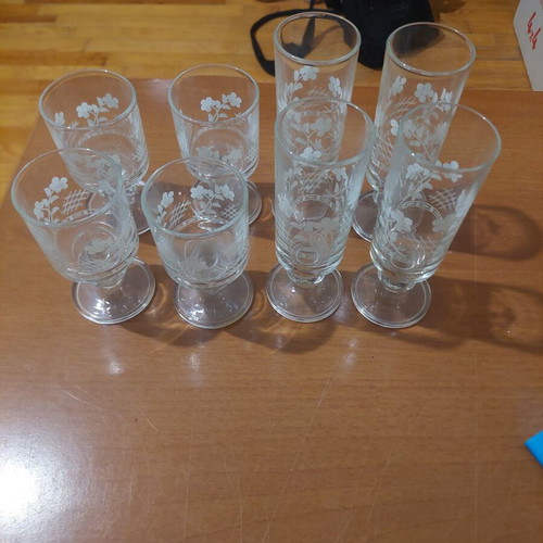 Vintage Italian crystal glasses with white floral engraving