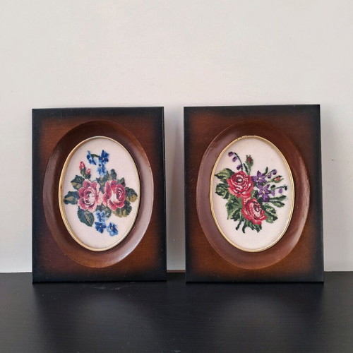 Decorative embroidered frames like new, set of 2 pieces