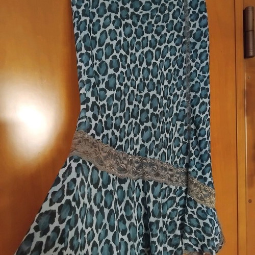 Blue leopard midi skirt like new with muslin and lace