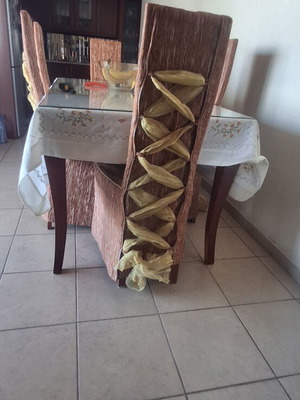 Dining table like new, solid cherry wood, 1.65×0.87 closed, 2.50 open