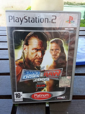 WWE SmackDown vs. Raw 2009 case with 2 manuals used