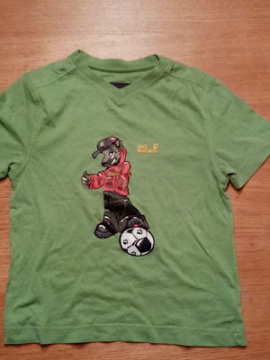 Jack Wolfskin T-shirt for 5-6 years like new
