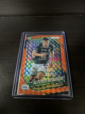 Panini Prizm FIFA 2025-26 Soccer Alfonso Alvarado Club León #208 RC like new