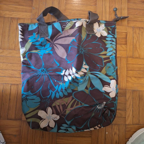 Roxy shoulder bag like new multicolor
