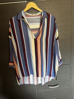 Stradivarius shirt L like new, viscose, multicolor