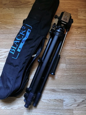 Black S camera tripod like new