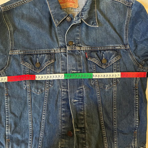 Levi's Original Trucker Denim Jacket Size M like new, blue