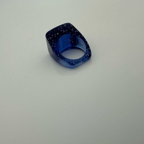 Acrylic ring new blue, suitable for the beach