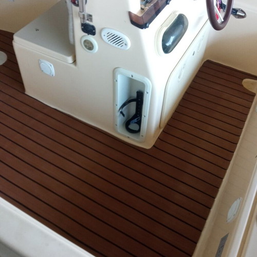 Compass 5m speedboat like new with 50 HP Suzuki outboard and trailer