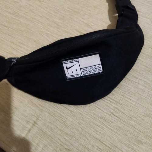 Nike waist bag used, black authentic