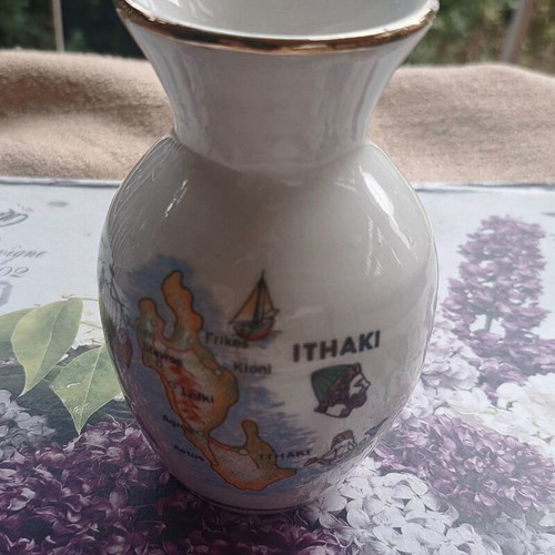 Porcelain vase Ithaki used with gold trim and map design