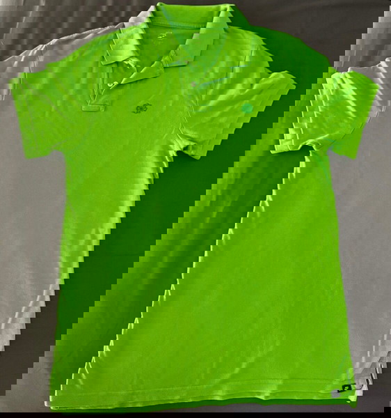 NIKE POLO РИЗА В LARGE РАЗМЕР В ОТЛИЧНО СЪСТОЯНИЕ